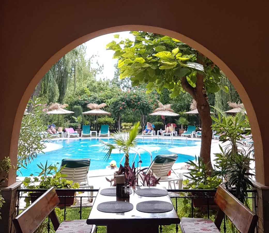 Hotel Liani Slantschew brjag Exterior foto